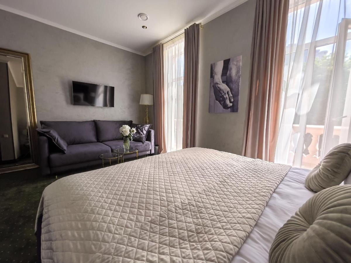 Arcadia Plaza Hotel Odessa Eksteriør billede