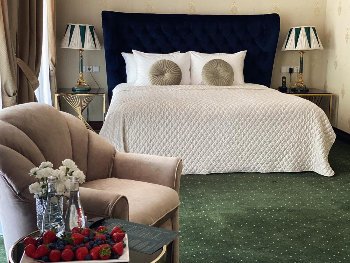 Arcadia Plaza Hotel Odessa Eksteriør billede