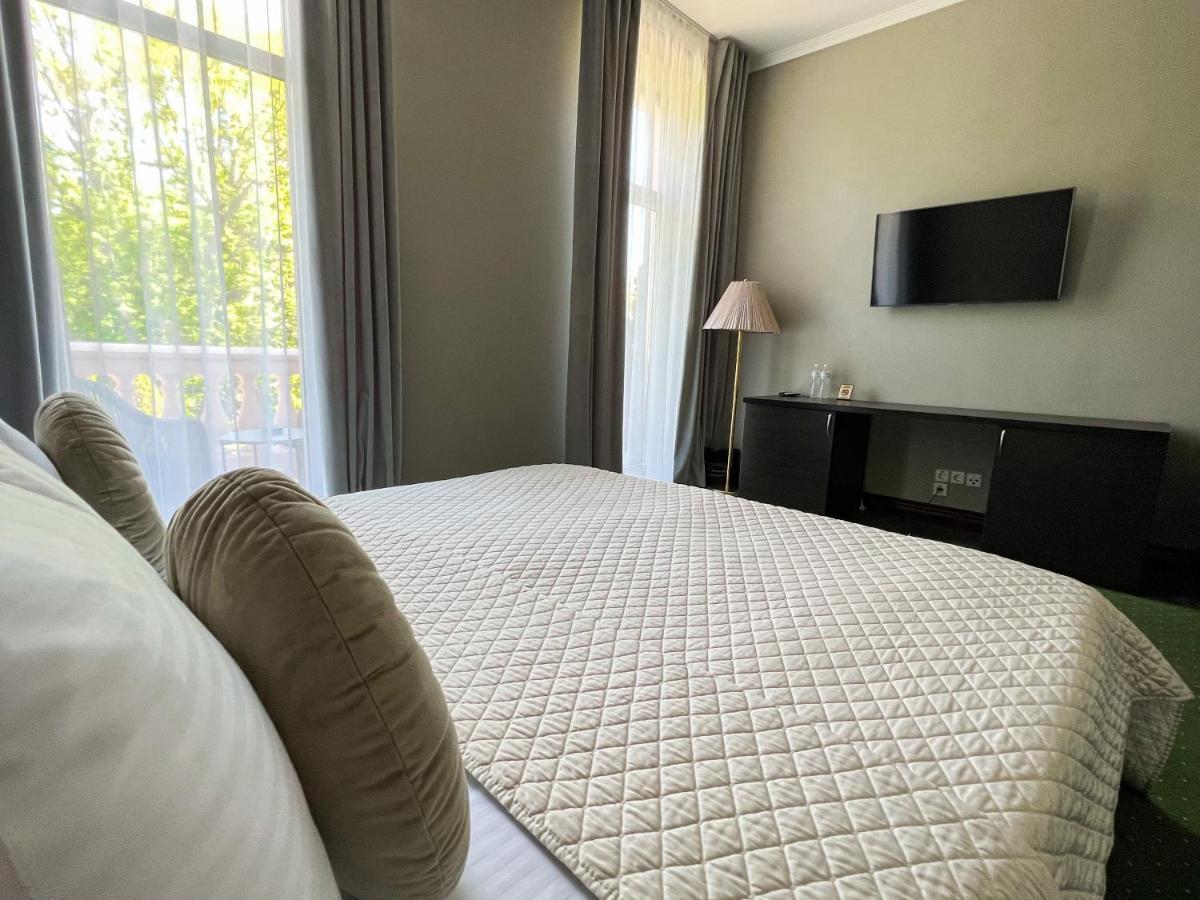 Arcadia Plaza Hotel Odessa Eksteriør billede