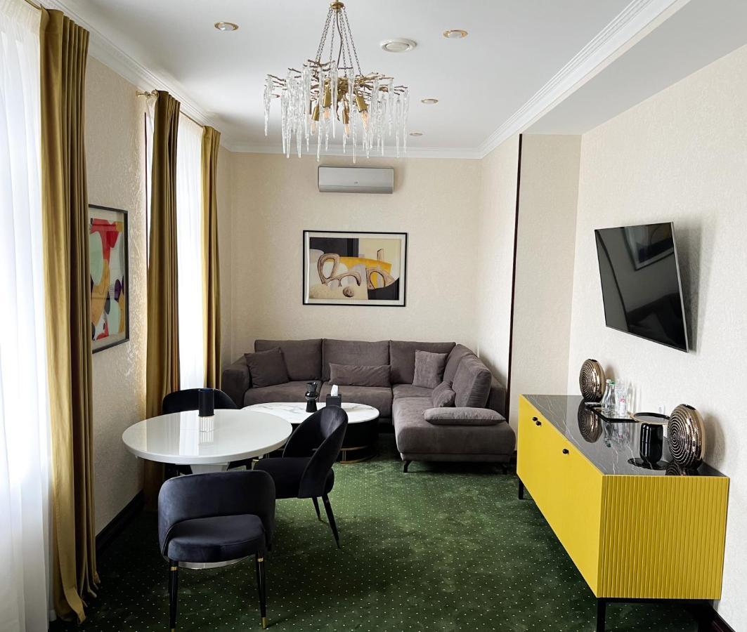 Arcadia Plaza Hotel Odessa Eksteriør billede